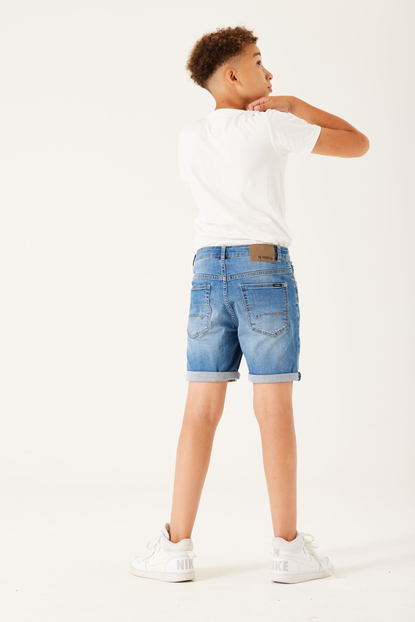 396 Dalino short