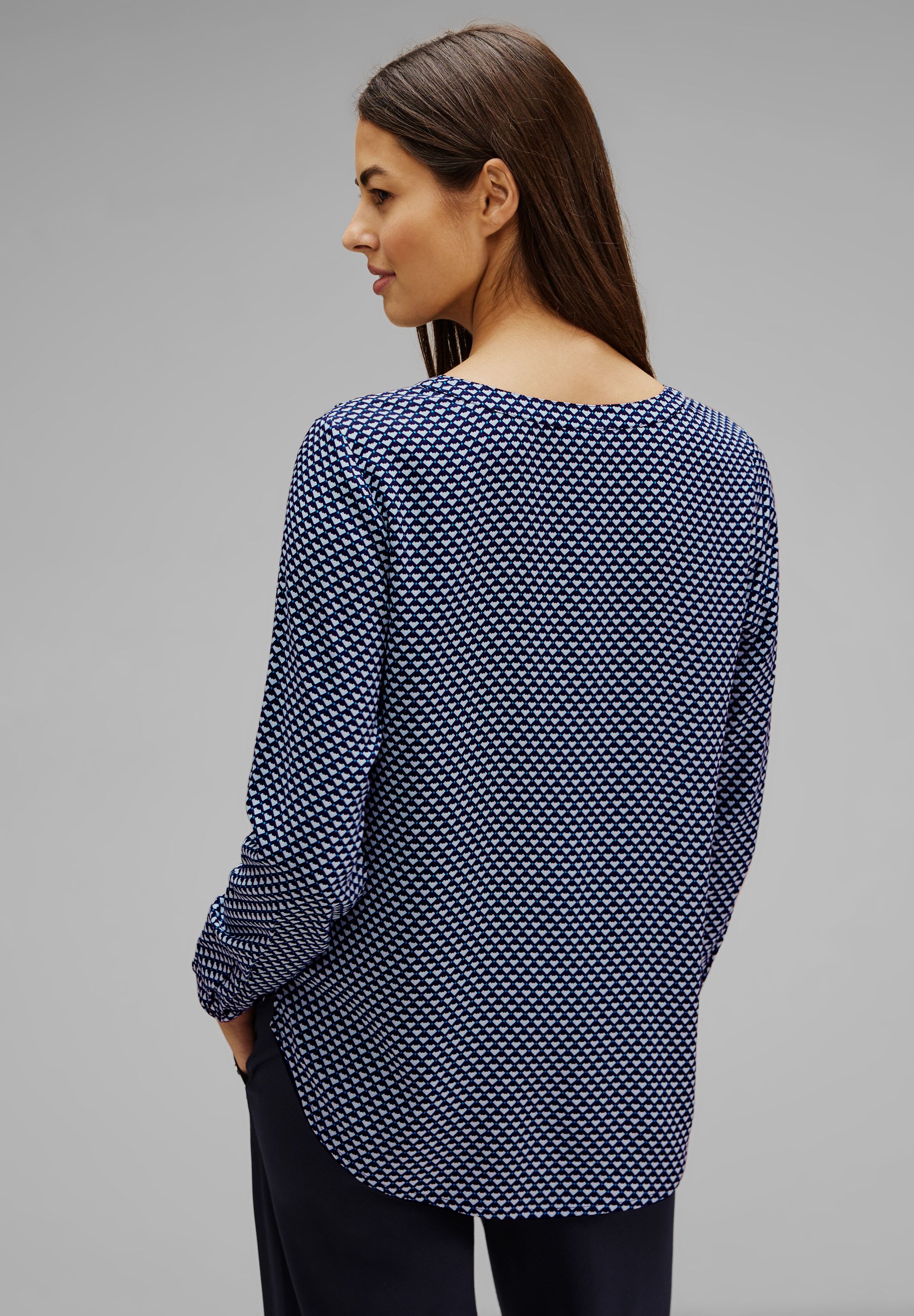 Minimalmuster Viskosebluse