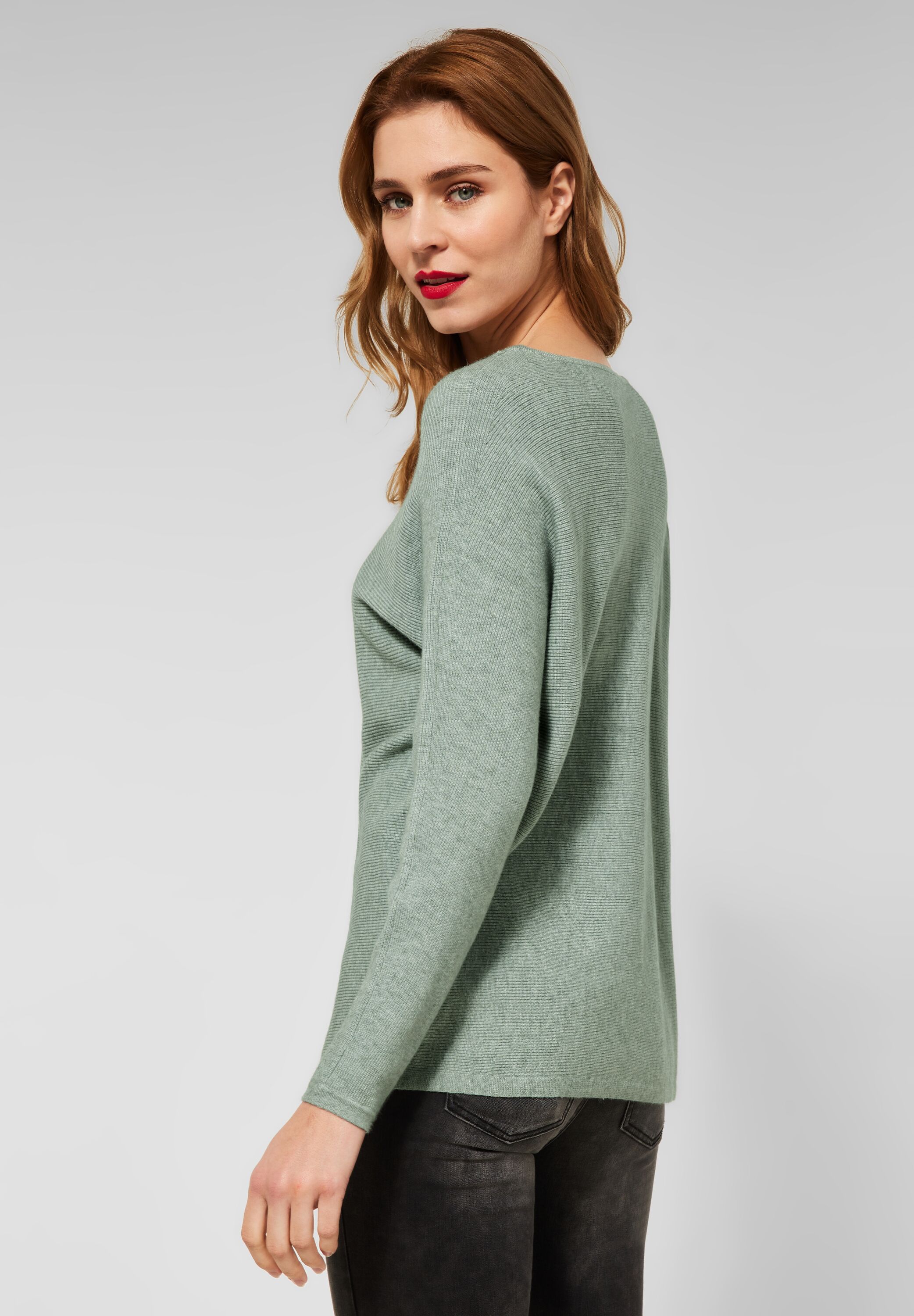 Pullover mit Dolmanärmeln